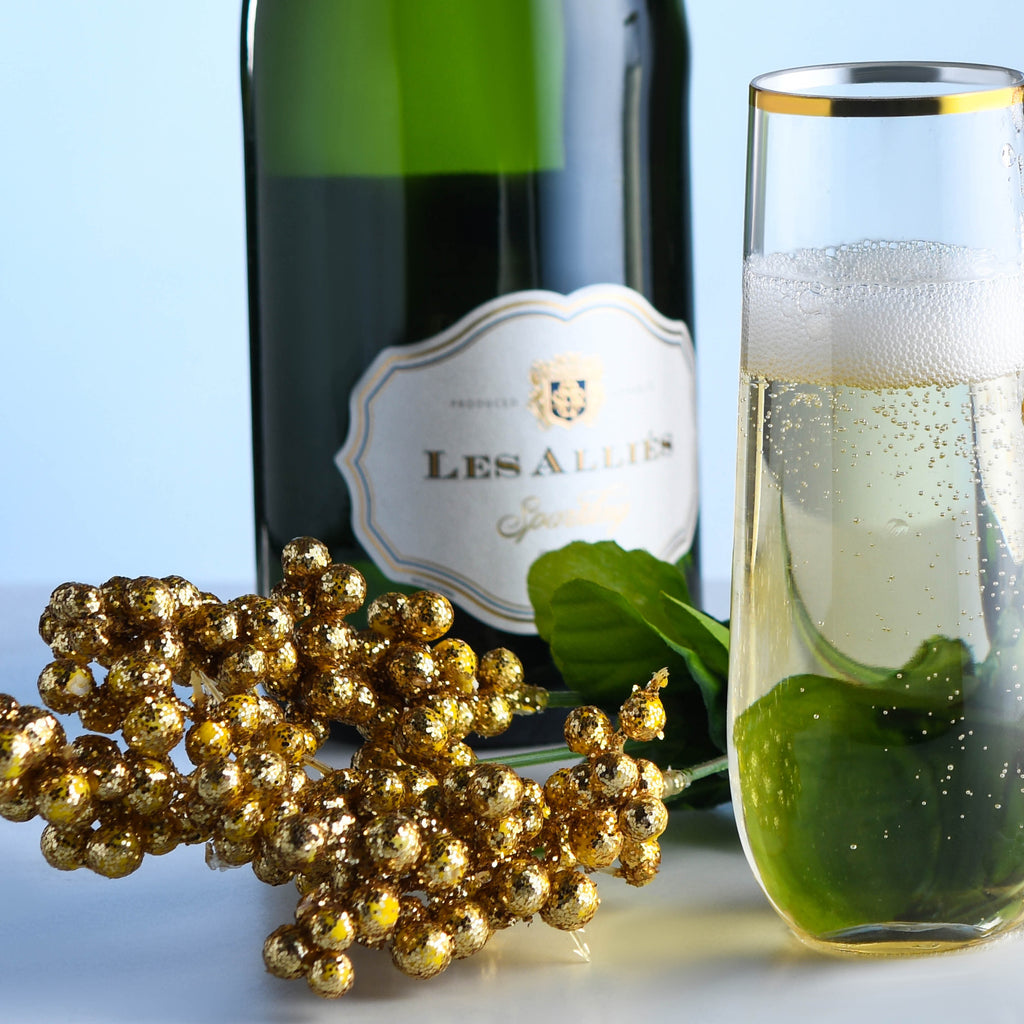 36 Pack Plastic Stemless Champagne Flutes, 9 oz Clear Drinking & Toasting Glass with Elegant Gold Rim, Disposable Drinkware for Wine, Cocktails, Sparkling Water, Mimosas